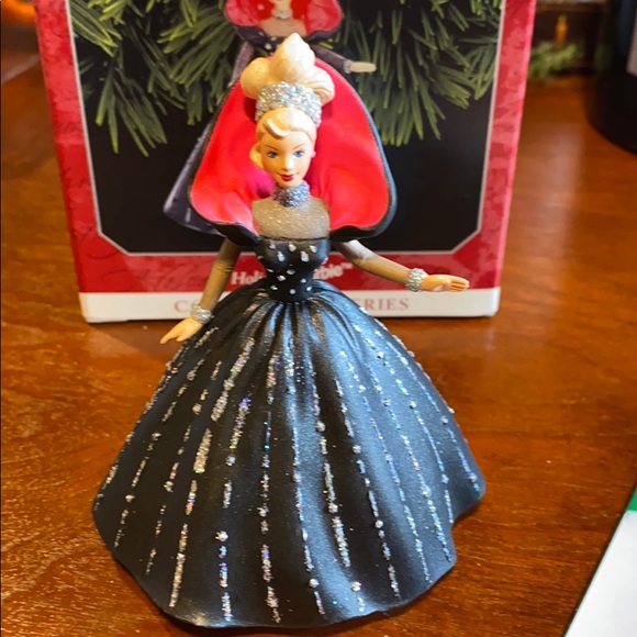 1997 Barbie ornament with box - Picture 2 of 9